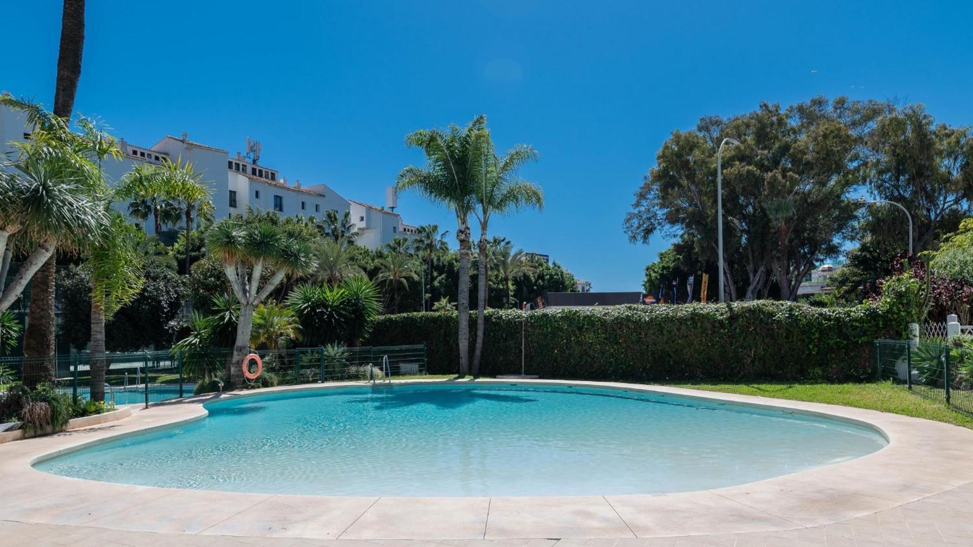 Leilighet Mediterranean Getaway Seaviews At Puerto Banus