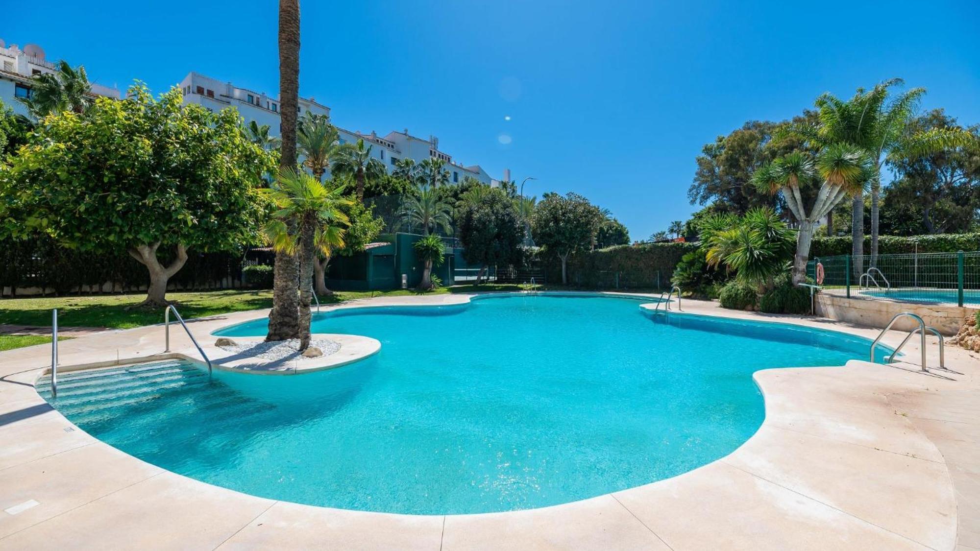Leilighet Mediterranean Getaway Seaviews At Puerto Banus Marbella